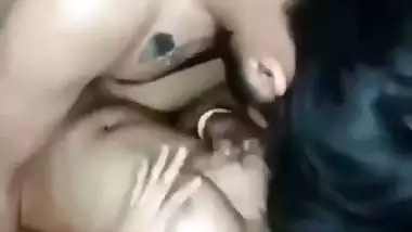 Guy pounds on hot desi GF’s tight cunt in dehati sex video
