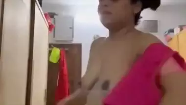 Marathi wife wearing saree after viral nude body showing