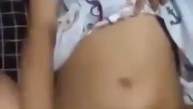 Uncle fucks his 18 yr old niece in Nepali sex video
