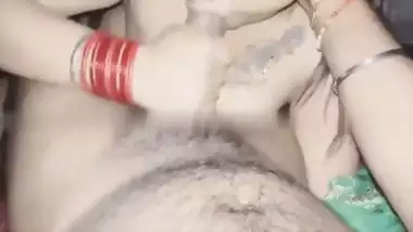 Married desi bhabhi cum in mouth viral xxx sex MMS
