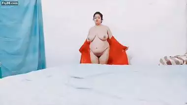 Bbw Blonde Mastrubation With Finger