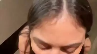 Celebrity hairdresser sucks actor’s dick in blowjob MMS