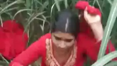 Dehati outdoor stripping before sex