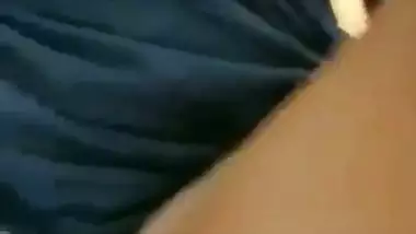 Cheating lady enjoys outdoor Tamil sex with her lover