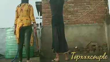 Desi Bhabhi Rain Bath