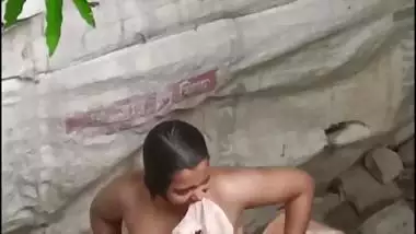 Outdoor bath bhabhi showing huge milk tankers