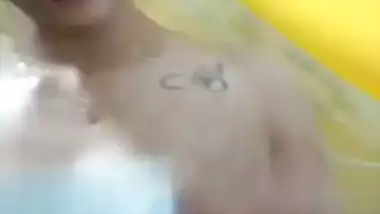 Lankan college teacher nude on video call MMS