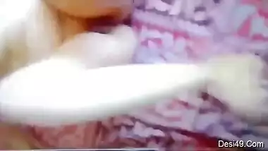 Happy Indian woman shows pussy and takes hard XXX pole in the mouth