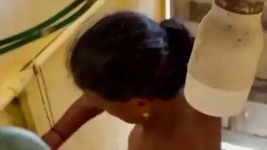 Mature big ass mom ready to take naked bath